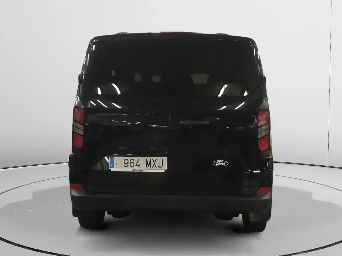 Usado Ford Transit Custom Trend 170 CV (125 kW) 2025 Negro Berlina