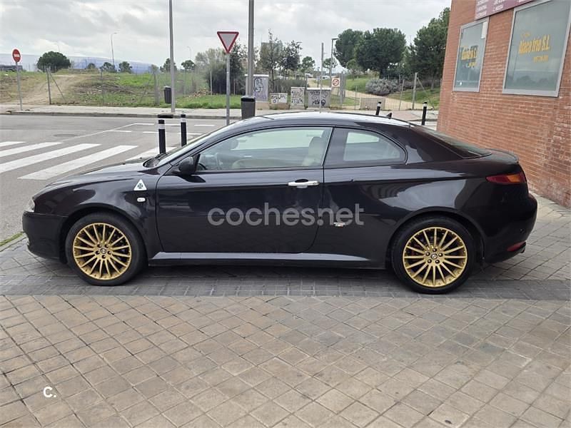 Usado Alfa Romeo GT 150 CV (110 kW) 2009 Negro Coupe