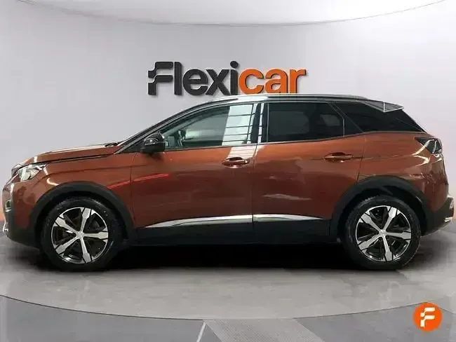 Usado Peugeot 3008 Allure 150 CV (110 kW) 2021 Naranja SUV