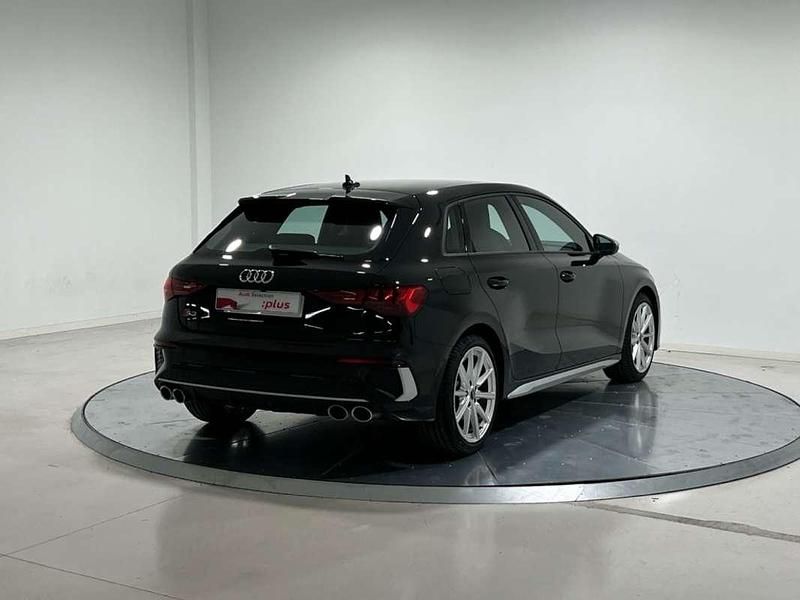 Usado Audi A3 Ambiente 310 CV (228 kW) 2022 Negro Berlina