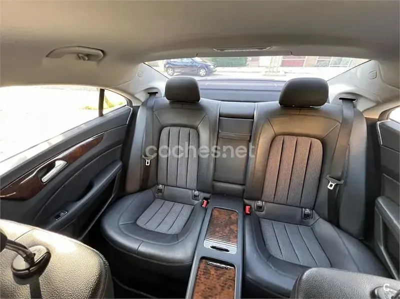 Usado Mercedes CLS350 265 CV (194 kW) 2012 Negro Berlina
