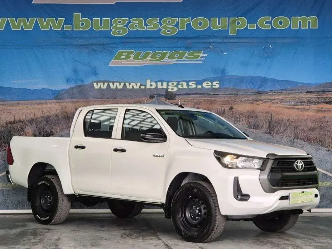 Usado Toyota HiLux 150 CV (110 kW) 2022 Blanco Pickup/Camioneta