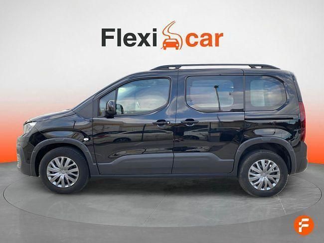Usado Peugeot Rifter Allure 131 CV (96 kW) 2023 Negro Monovolumen