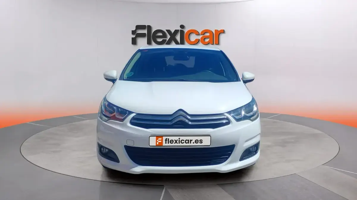 Usado Citroën C4 99 CV (72 kW) 2017 Blanco Familiar