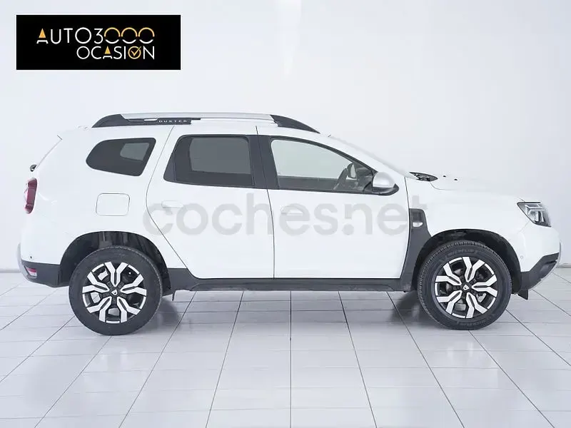 Usado Dacia Duster Prestige 115 CV (84 kW) 2021 Blanco SUV
