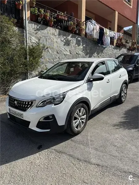 Usado Peugeot 3008 Active 130 CV (95 kW) 2019 Blanco SUV