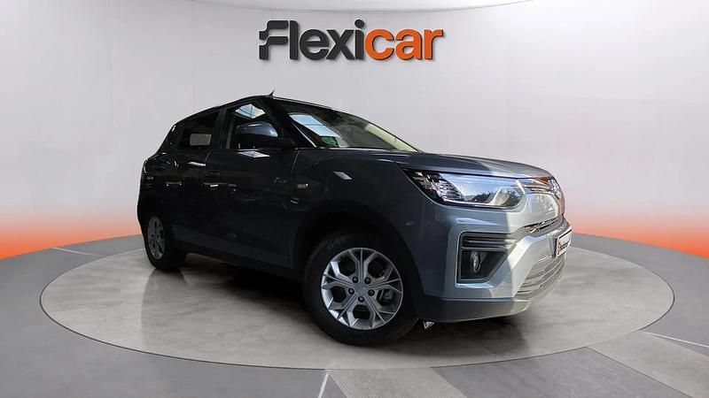Usado Ssangyong (KGM) Tivoli 163 CV (119 kW) 2023 Gris SUV