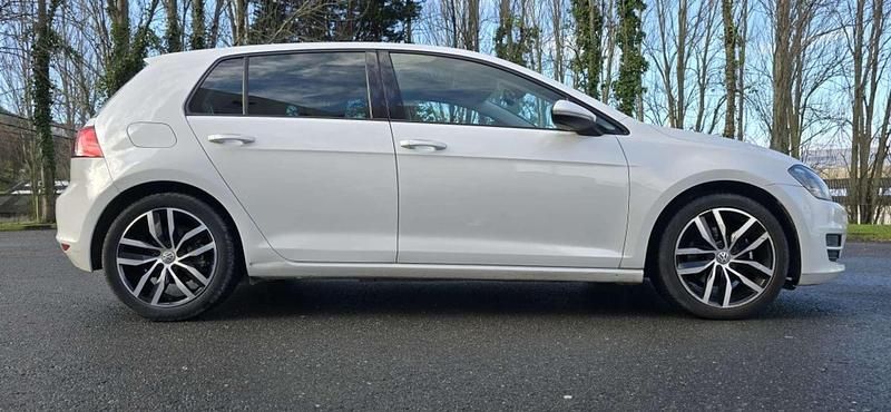 Usado VW Golf VII Advance 122 CV (89 kW) 2013 Blanco Utilitario