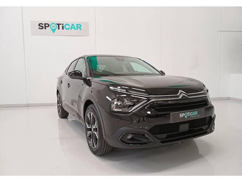 Usado Citroën e-C4 Shine 100 kW (136 CV) 2023 Negro Berlina