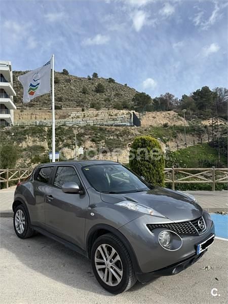 Usado Nissan Juke Premium Edition 117 CV (86 kW) 2014 Gris / plata SUV