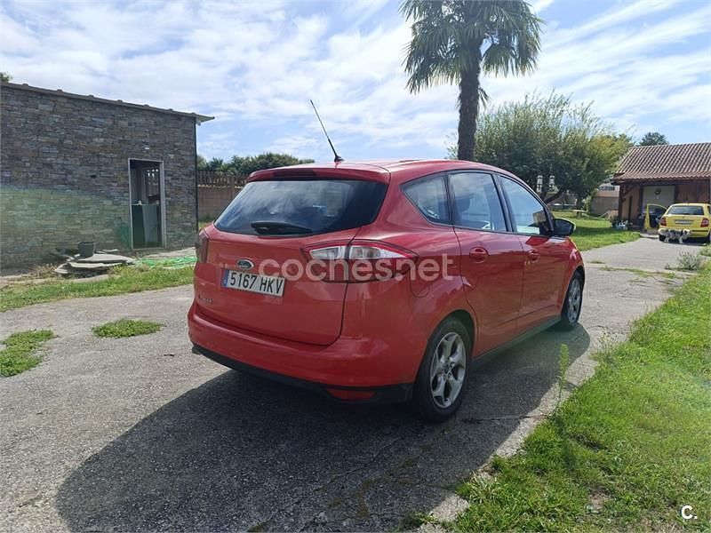 Usado Ford C-MAX Trend 95 CV (69 kW) 2012 Rojo Monovolumen