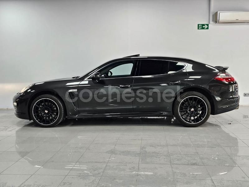 Usado Porsche Panamera 400 CV (294 kW) 2012 Negro Berlina