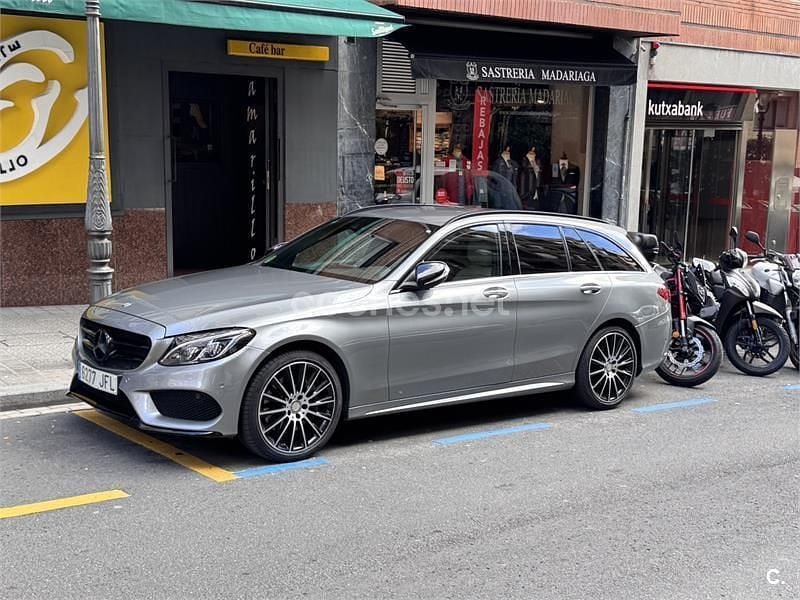 Usado Mercedes C400 AMG line 333 CV (244 kW) 2015 Gris / plata Familiar