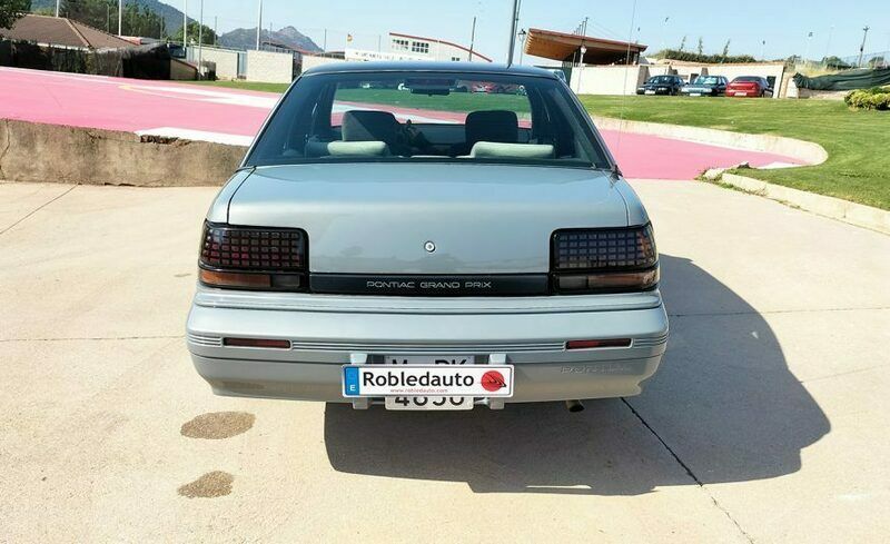 Usado Pontiac Grand Prix 140 CV (102 kW) 1992 Gris Berlina