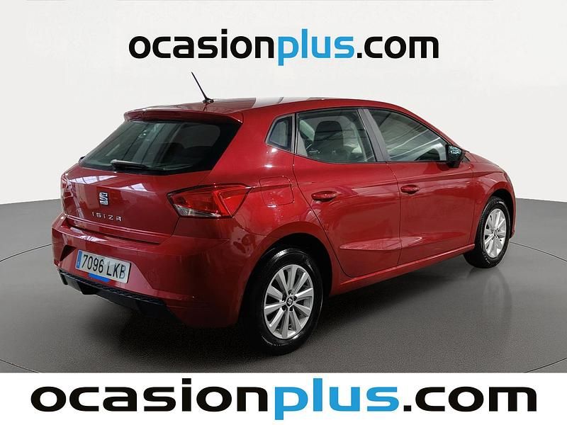 Usado Seat Ibiza Style Plus 95 CV (69 kW) 2020 Rojo Utilitario