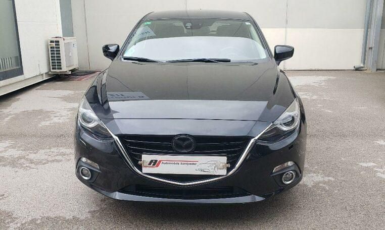 Usado Mazda 3 Luxury 150 CV (110 kW) 2015 Blanco Utilitario
