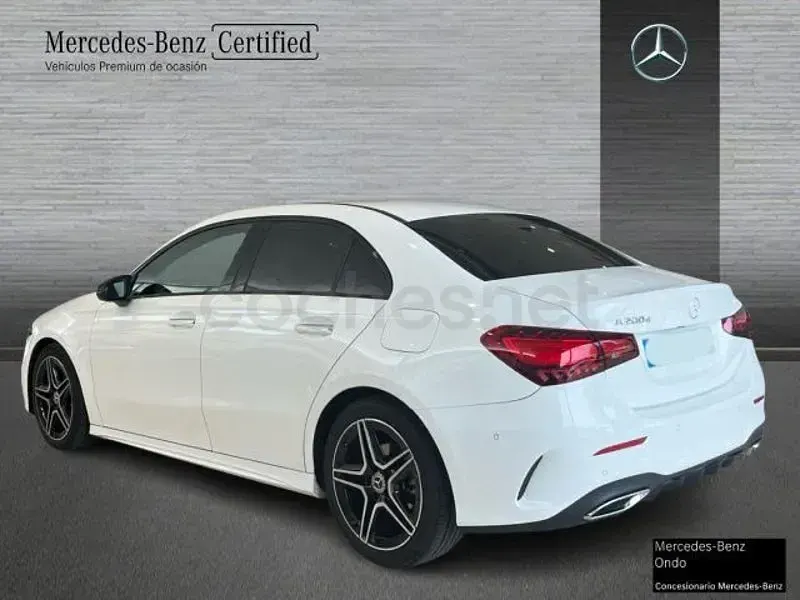 Usado Mercedes A200 150 CV (110 kW) 2025 Blanco Berlina