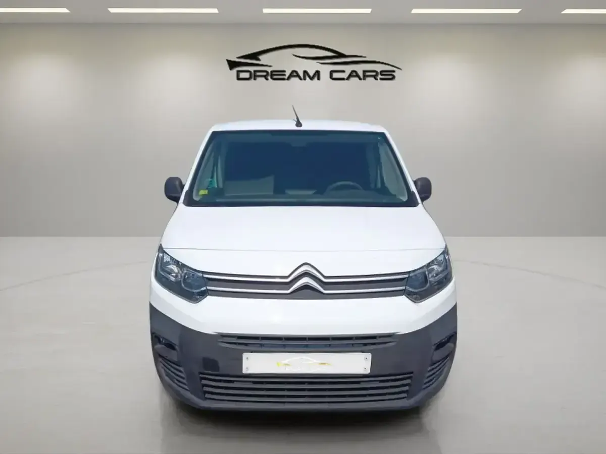 Usado Citroën Berlingo 102 CV (75 kW) 2022 Blanco Monovolumen