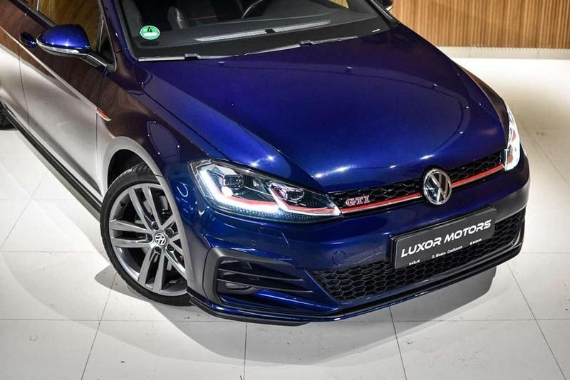 Usado VW Golf VII GTI 245 CV (180 kW) 2019 Azul Utilitario
