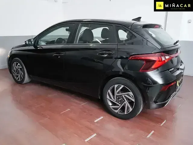 Occasion Hyundai i20 100 ch (73 kW) 2023 Noir Citadine