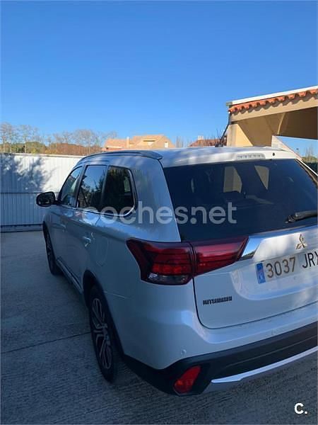 Usado Mitsubishi Outlander 150 CV (110 kW) 2016 Blanco SUV