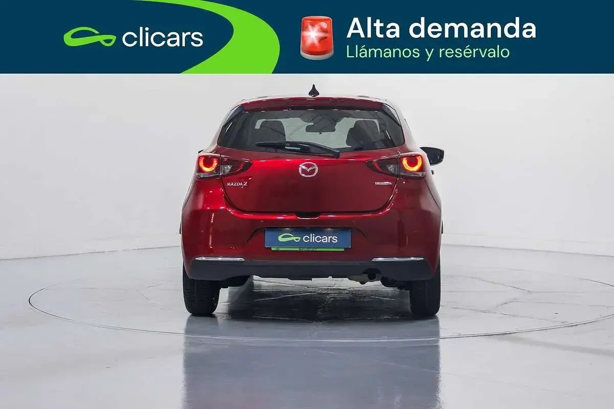Usado Mazda 2 Homura-Line 90 CV (66 kW) 2022 Rojo Utilitario