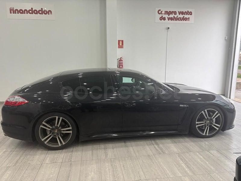 Usado Porsche Panamera 400 CV (294 kW) 2013 Negro Utilitario