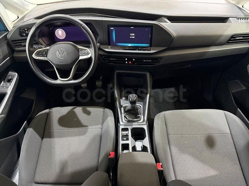 Usado VW Caddy 102 CV (75 kW) 2024 Azul Monovolumen