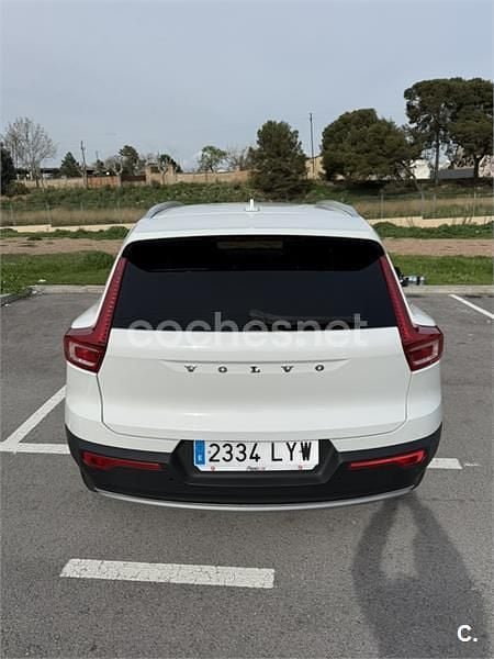 Usado Volvo XC40 R-Design 156 CV (114 kW) 2018 Blanco SUV