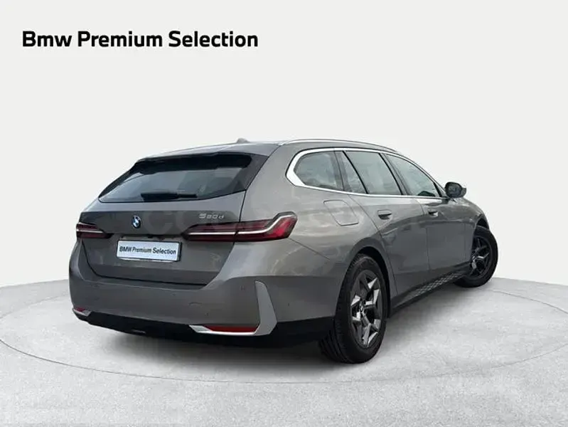 Usado BMW 520 197 CV (144 kW) 2024 Gris / plata Familiar