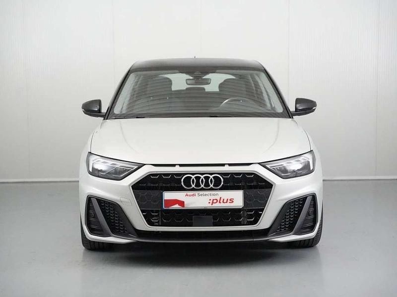 Usado Audi A1 Sportback 116 CV (85 kW) 2025 Gris Utilitario