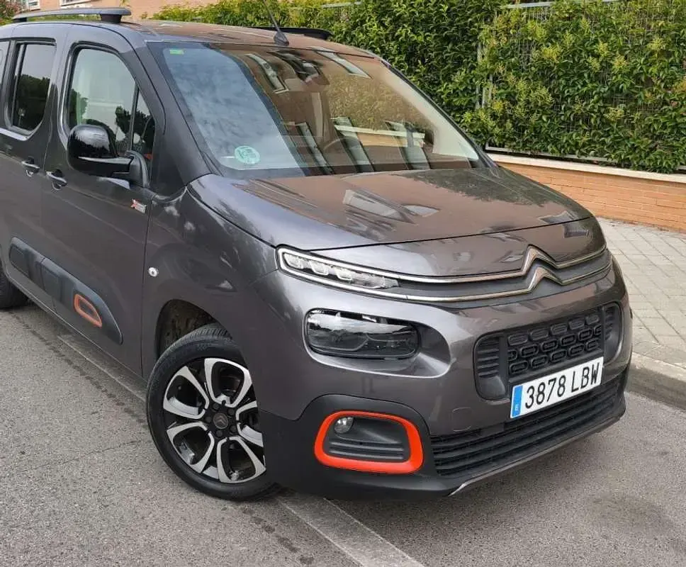 Usado Citroën Berlingo PureTech 110 CV (80 kW) 2019 Gris Monovolumen