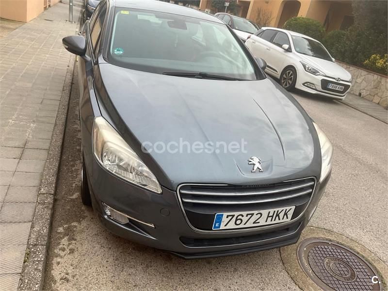 Usado Peugeot 508 Active 112 CV (82 kW) 2012 Gris / plata Berlina