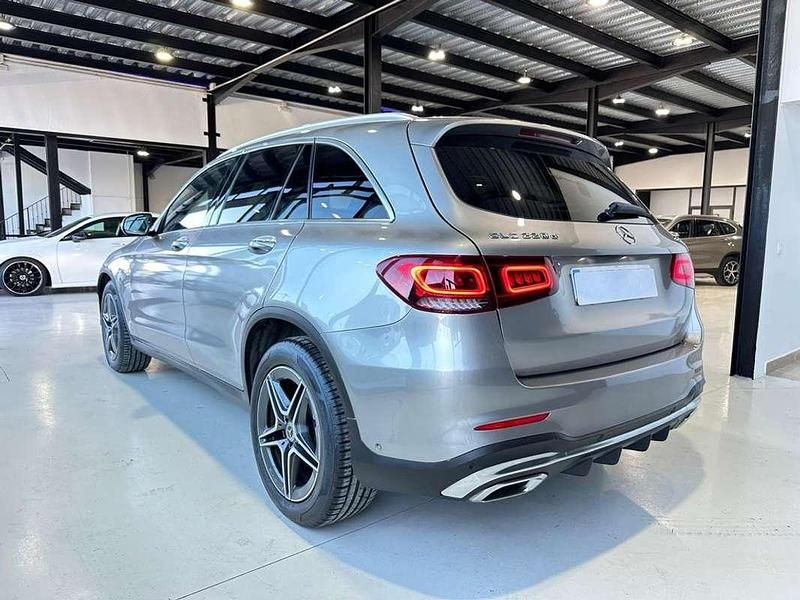 Usado Mercedes GLC220 194 CV (142 kW) 2019 Gris SUV