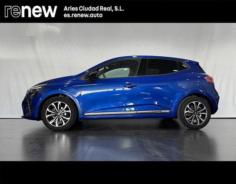 Begagnad Renault Clio V Techno 100 HK (73 kW) 2025 Blå Sedan