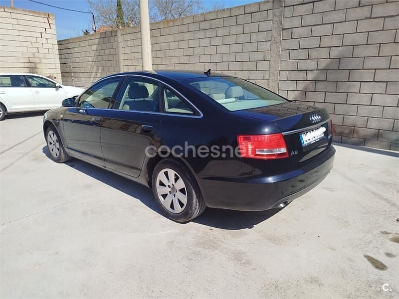 Usado Audi A6 140 CV (102 kW) 2007 Negro Berlina