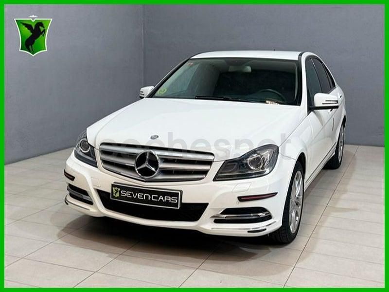 Usado Mercedes C220 170 HP (125 kW) 2014 Branco Sedan