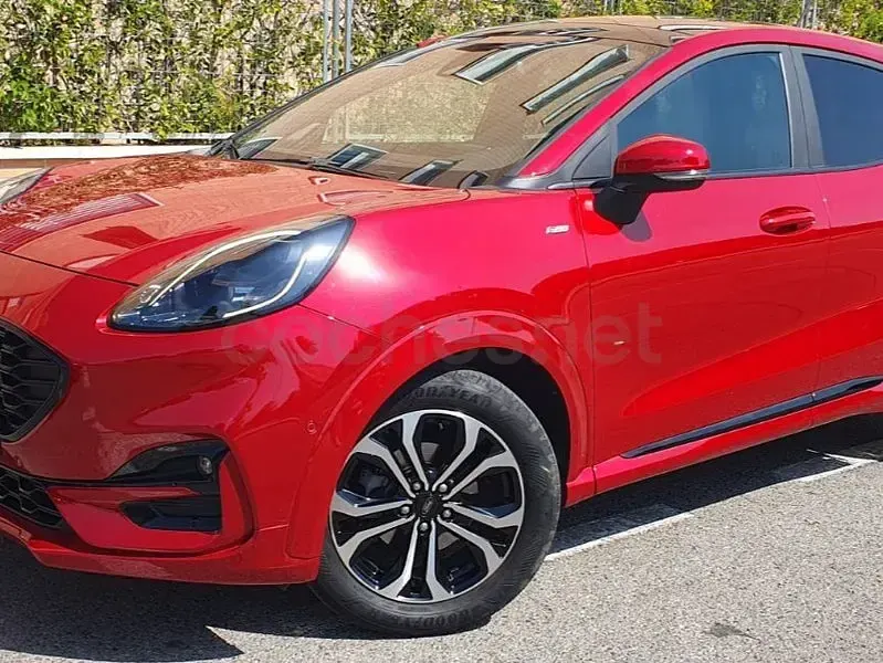 Usado Ford Puma ST-Line 125 CV (91 kW) 2022 Granate SUV