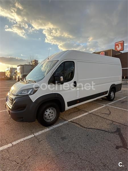 Usado Peugeot Boxer 130 CV (95 kW) 2012 Blanco Van