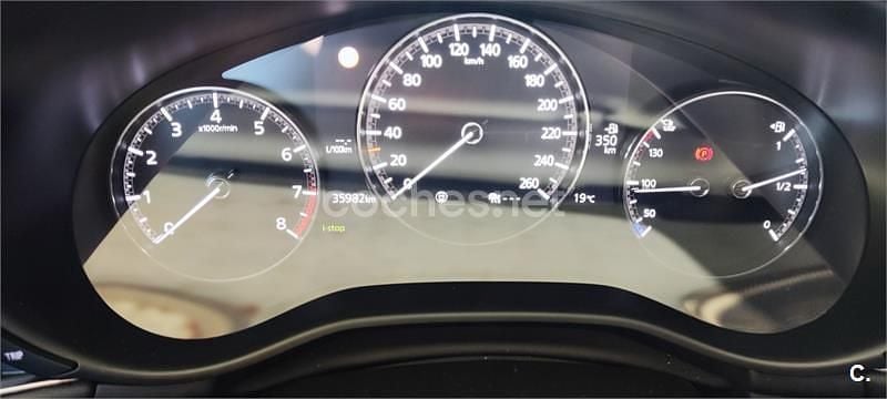 Usado Mazda 3 122 CV (89 kW) 2023 Gris / plata Berlina