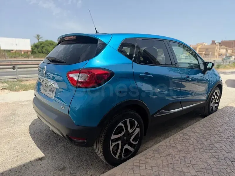 Usado Renault Captur Zen 90 CV (66 kW) 2016 Azul SUV