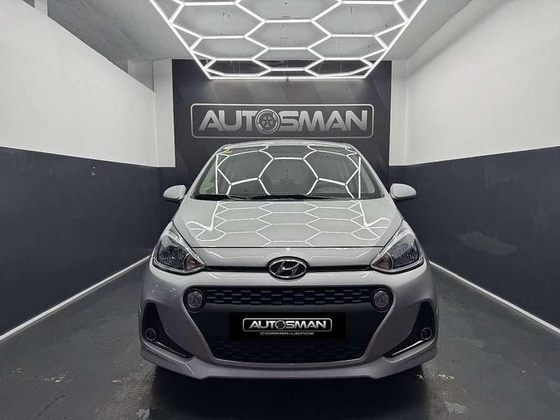 Usado Hyundai i10 GO! 67 CV (49 kW) 2018 Gris Utilitario