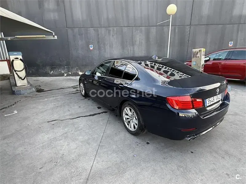 Usado BMW 520 177 CV (130 kW) 2010 Negro Berlina