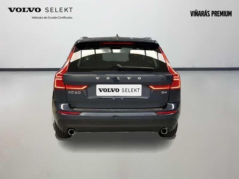 Usado Volvo XC60 Momentum 197 CV (144 kW) 2021 Azul SUV