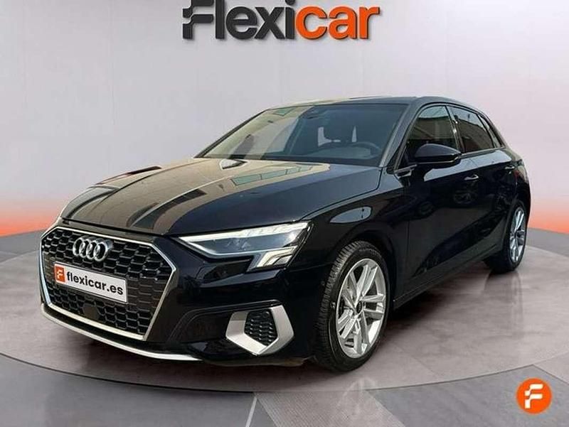 Käytetty Audi A3 Advanced 150 HP (110 kW) 2022 Musta Sedan