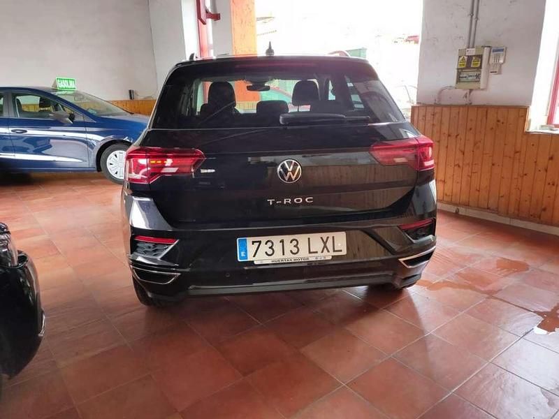 Usado VW T-Roc R-line 150 CV (110 kW) 2022 Negro SUV