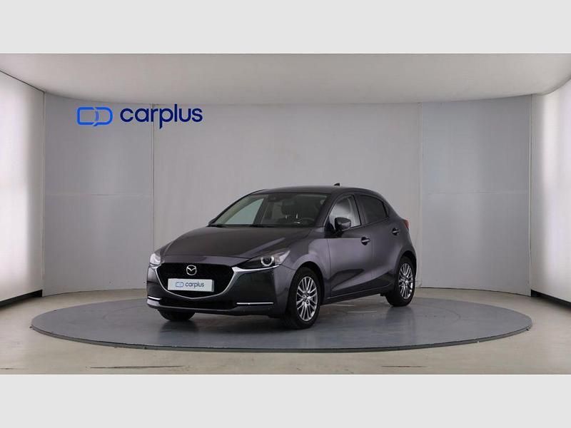 Usado Mazda 2 90 CV (66 kW) 2022 Ceramic (metalizada)