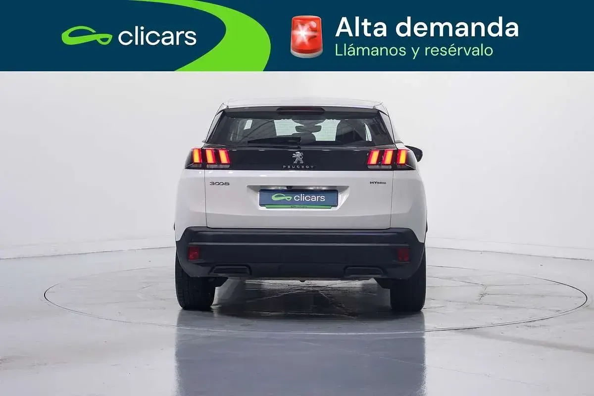 Usado Peugeot 3008 Active 179 CV (131 kW) 2022 Blanco SUV