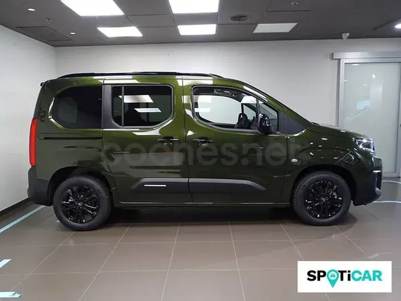 Nuevo Citroën Berlingo 100 CV (73 kW) 2026 Verde Monovolumen