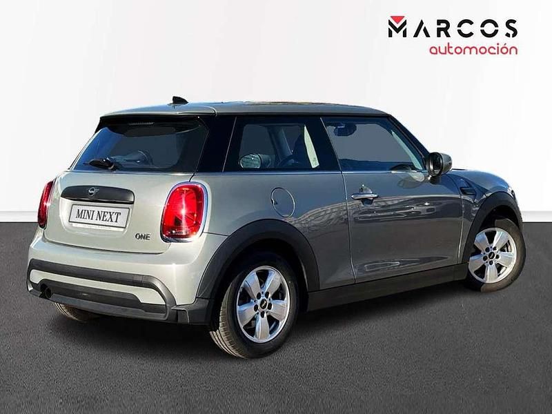 Usado Mini ONE 102 CV (75 kW) 2021 Gris Utilitario